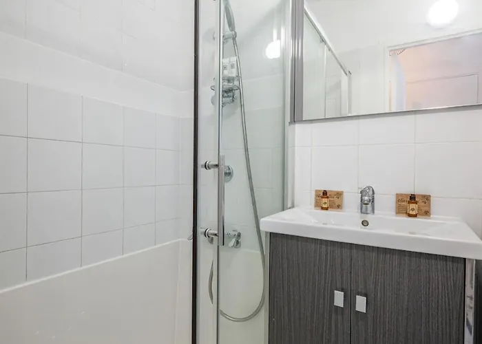 Le Serenity - Proche Gare - Hyper Centre Menton