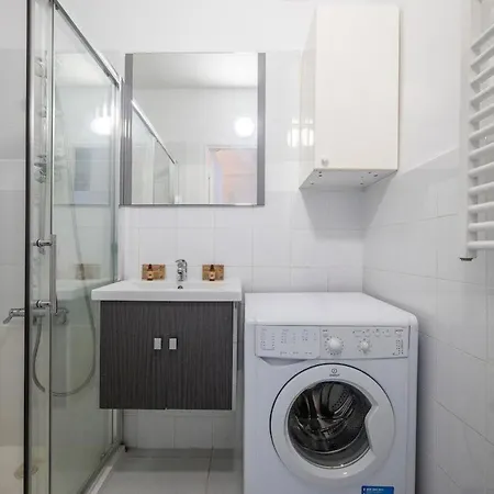 Le Serenity - Proche Gare - Hyper Centre شقة مينتون