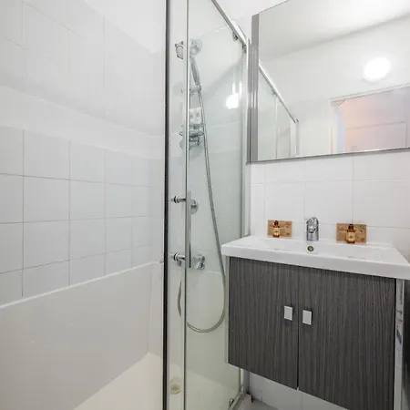 Le Serenity - Proche Gare - Hyper Centre 芒通